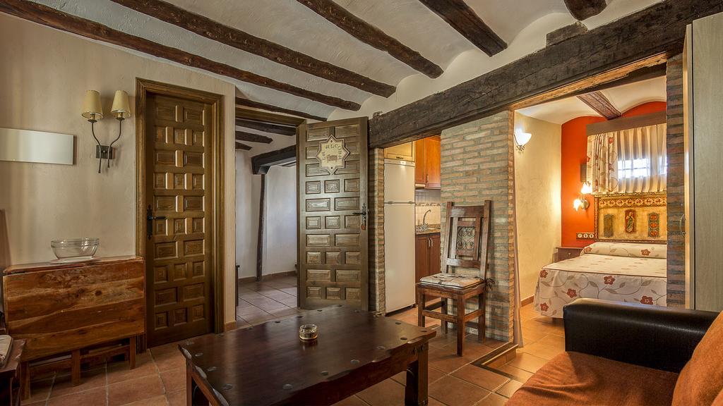 Apartamentos Los Aljezares Gea de Albarracín Exteriör bild