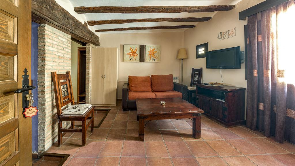 Apartamentos Los Aljezares Gea de Albarracín Exteriör bild