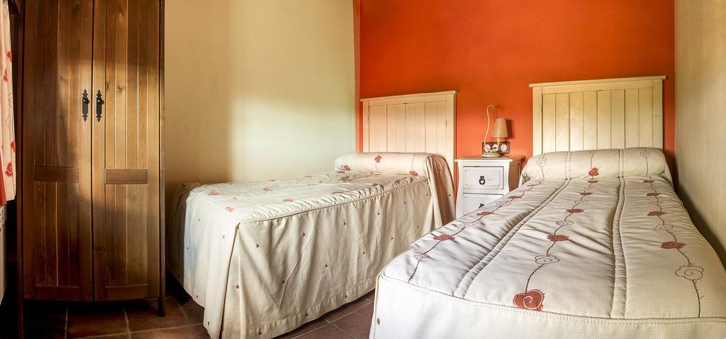 Apartamentos Los Aljezares Gea de Albarracín Exteriör bild