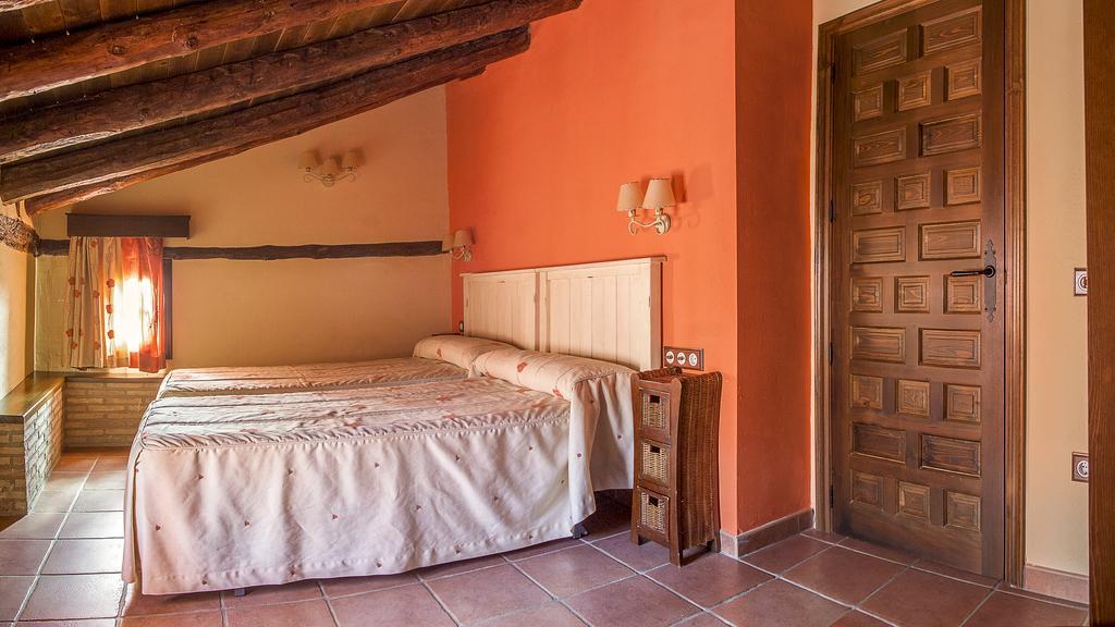 Apartamentos Los Aljezares Gea de Albarracín Exteriör bild