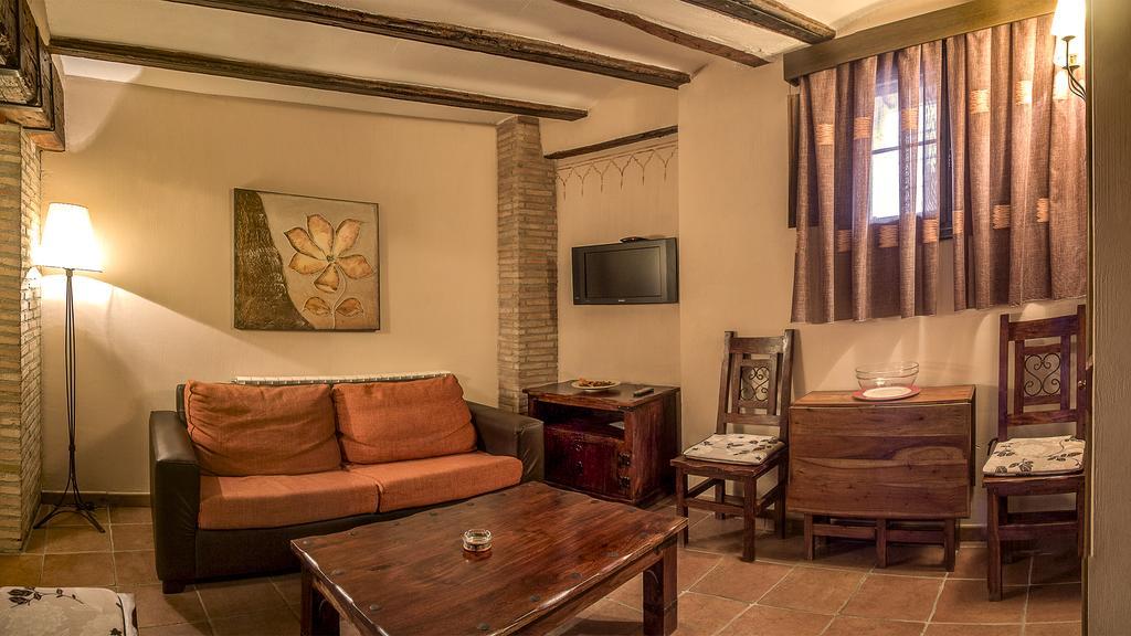 Apartamentos Los Aljezares Gea de Albarracín Exteriör bild