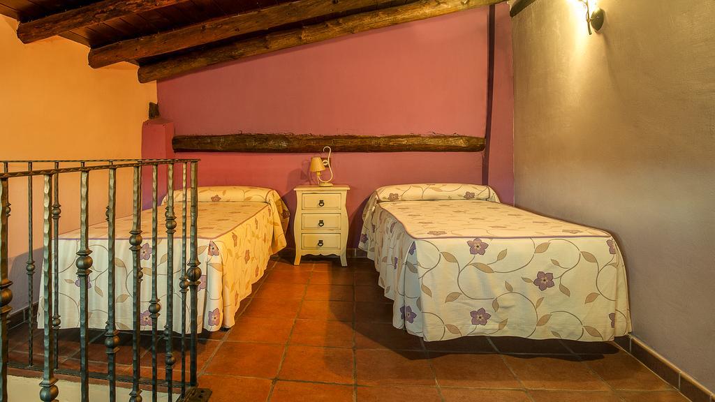 Apartamentos Los Aljezares Gea de Albarracín Exteriör bild