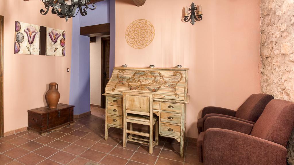 Apartamentos Los Aljezares Gea de Albarracín Exteriör bild