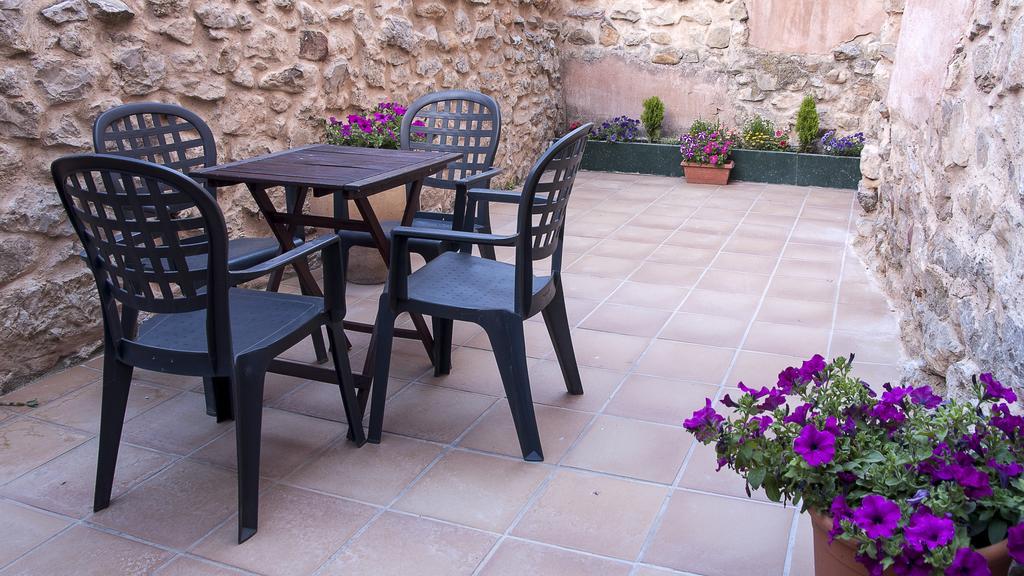 Apartamentos Los Aljezares Gea de Albarracín Exteriör bild